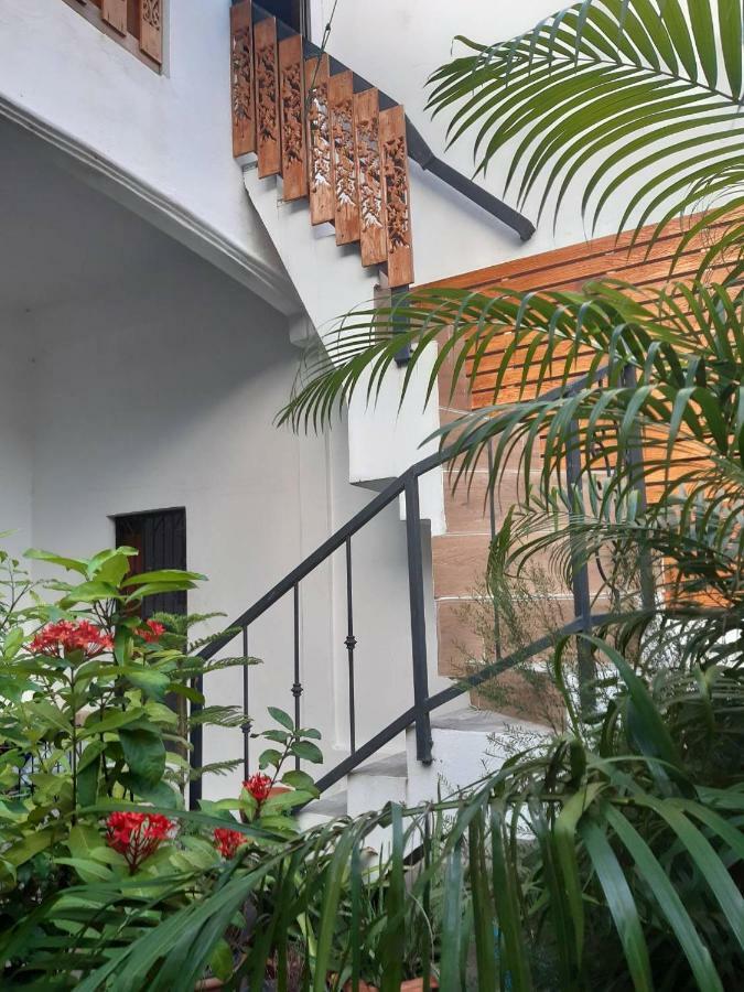 A & P House Apartment Bangkok Exterior photo