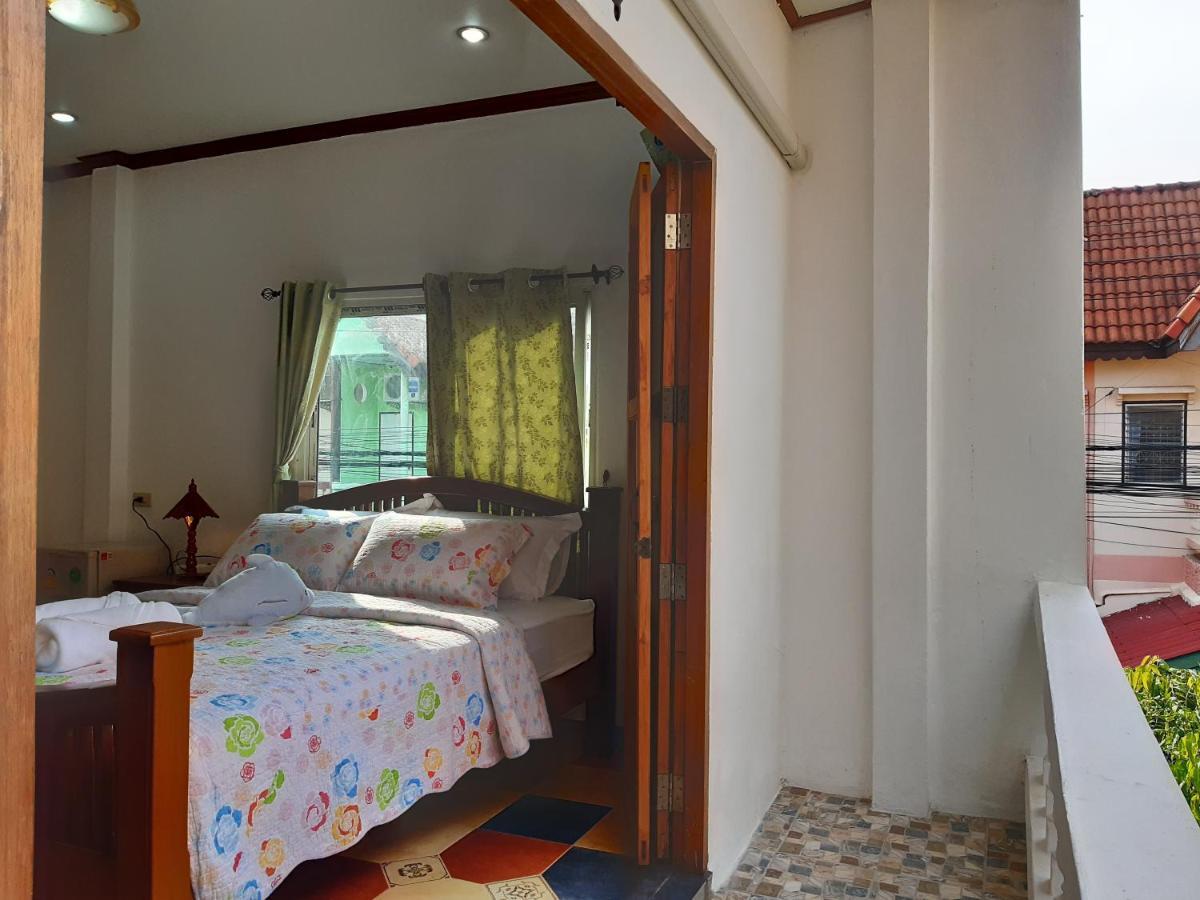 A & P House Apartment Bangkok Exterior photo